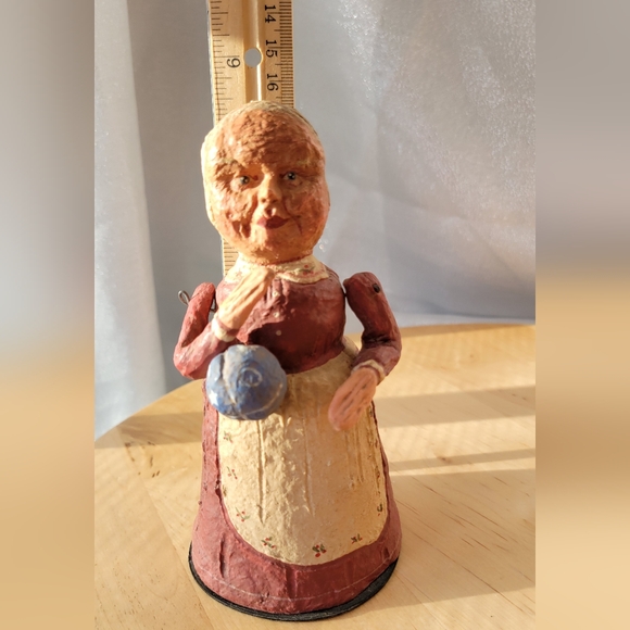 HTF Dept 56 Poliwoggs Christmas Folk Art Collection MRS CLAUS Holiday - Picture 9 of 10